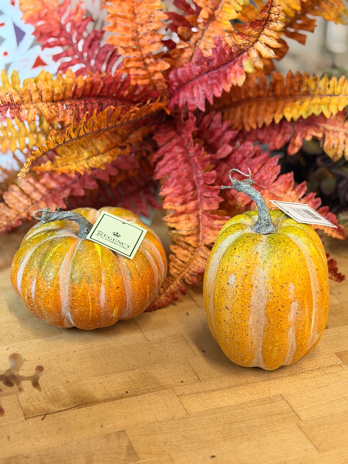 Orange & Green Vintage Farmstand Pumpkin - 2 Styles