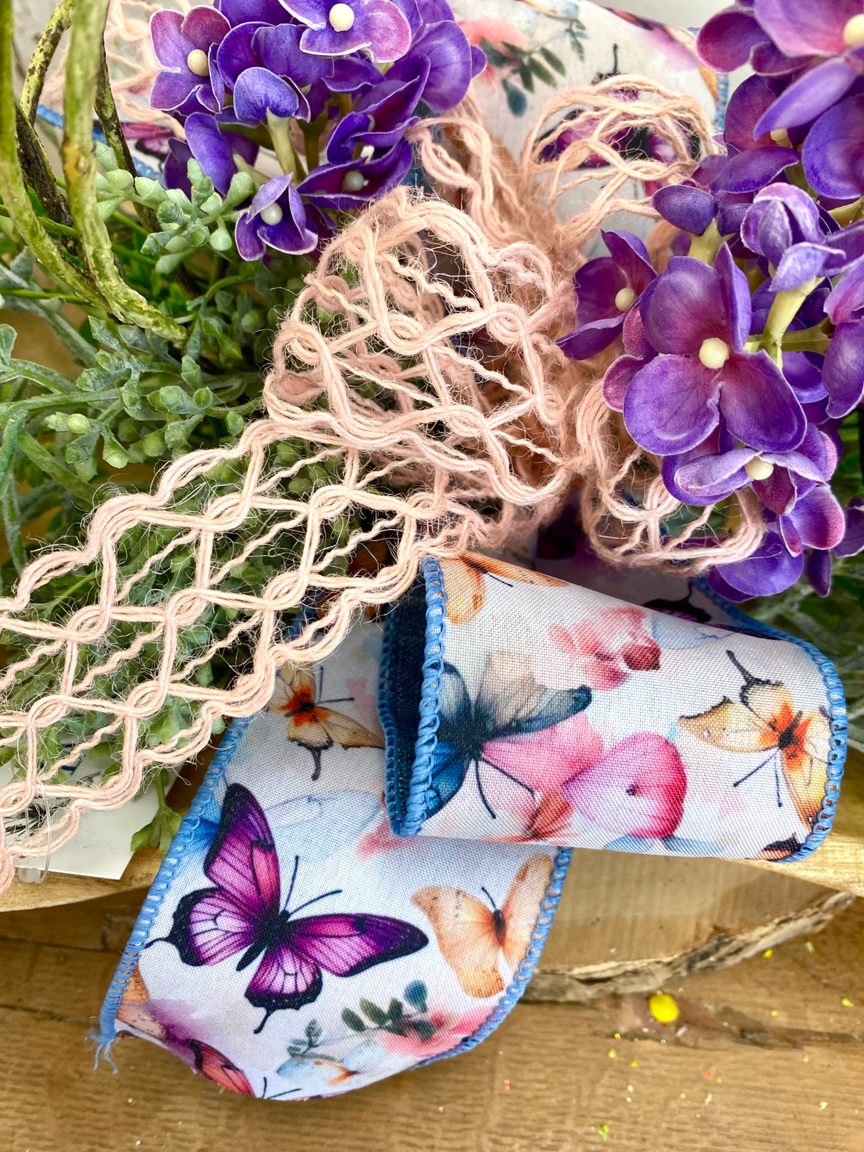 22" Wildflower Whimsy Swag