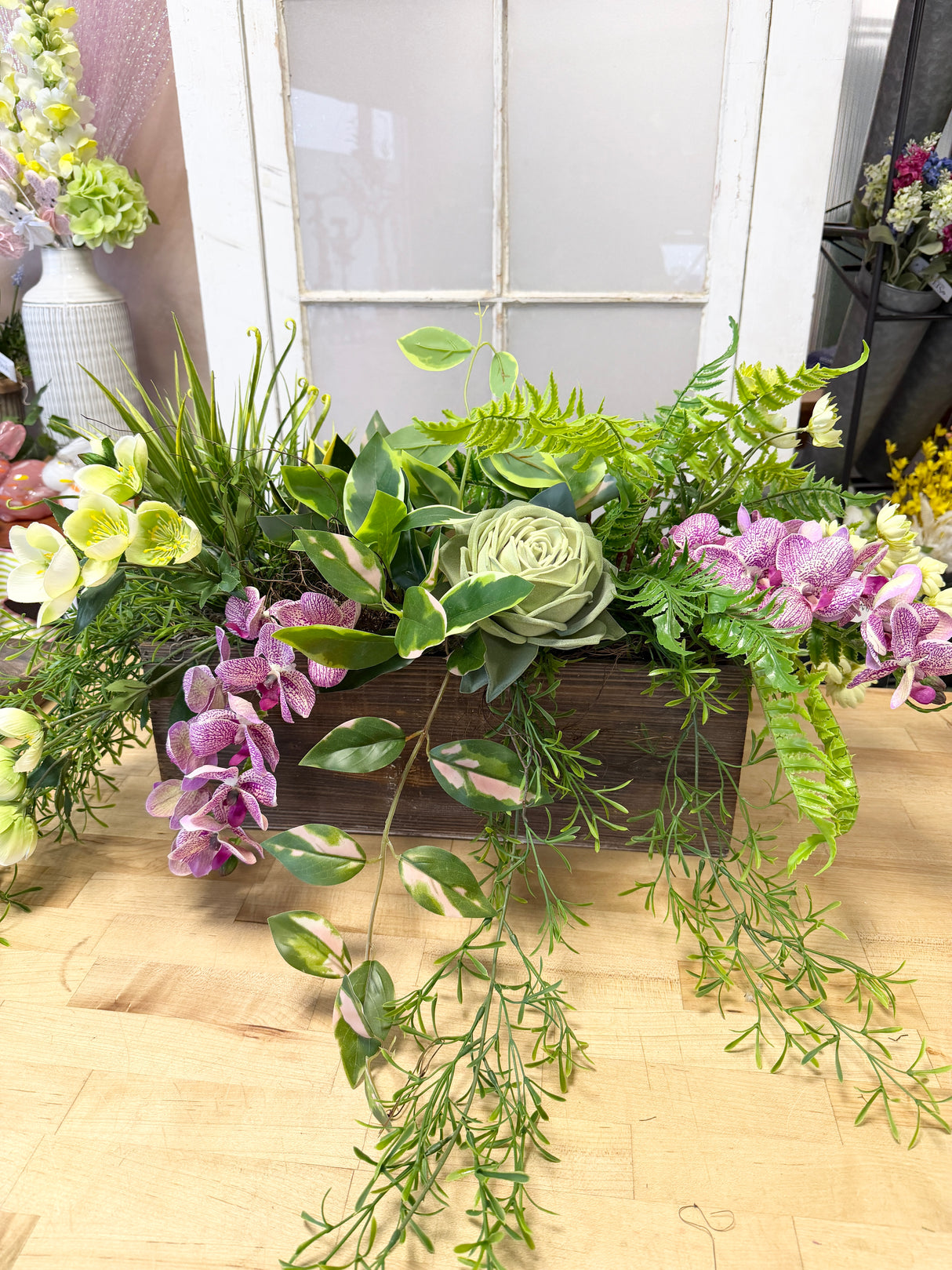 27" Beauty In A Box Planter