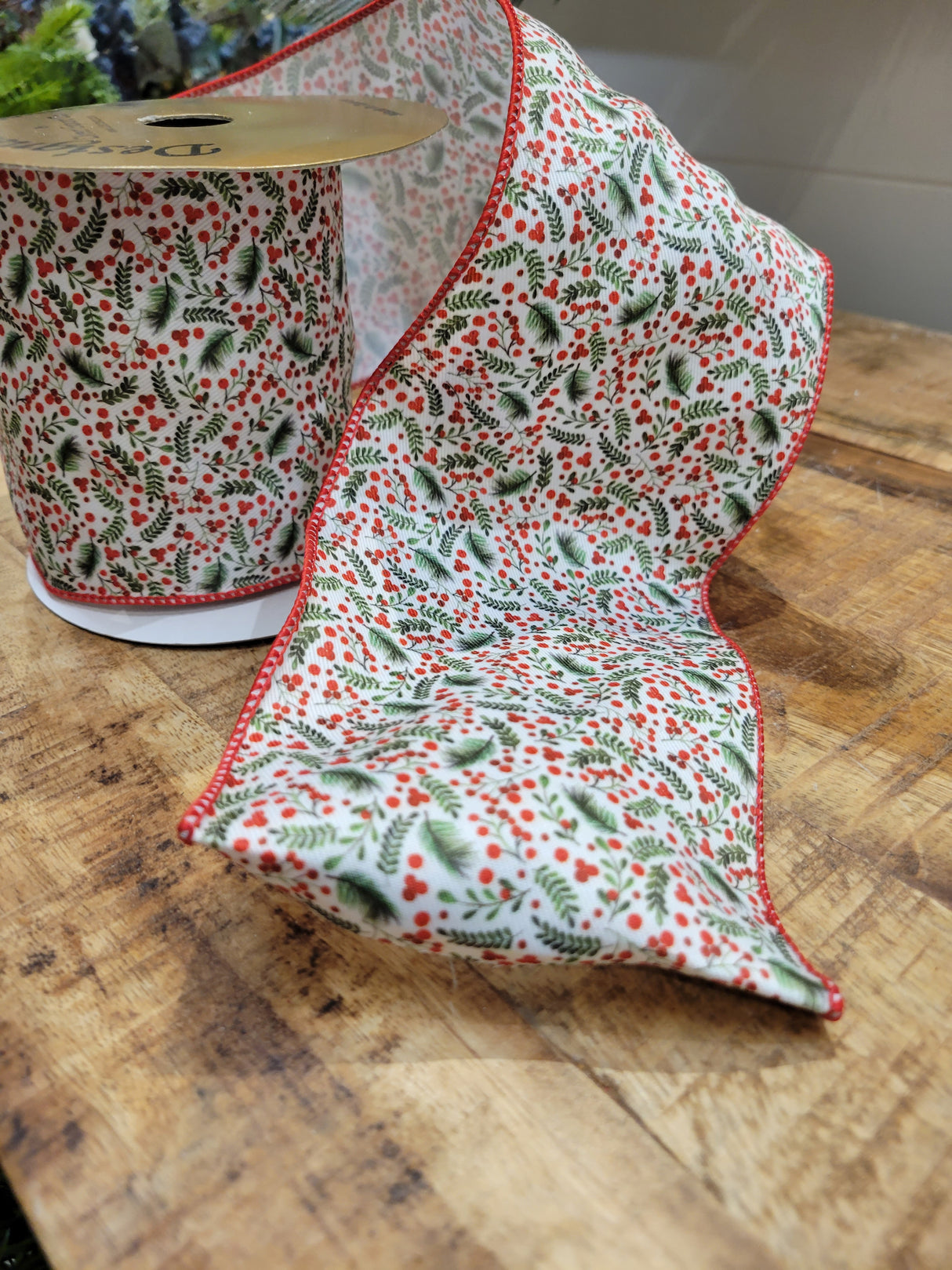 4" Mini Berry Print Ribbon Bolt