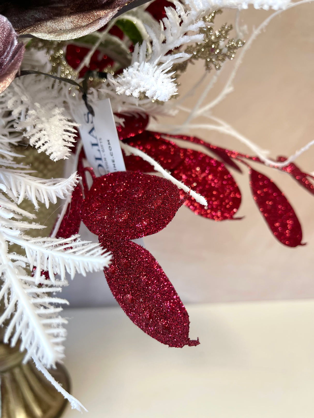 32" Frozen Beauty Centerpiece