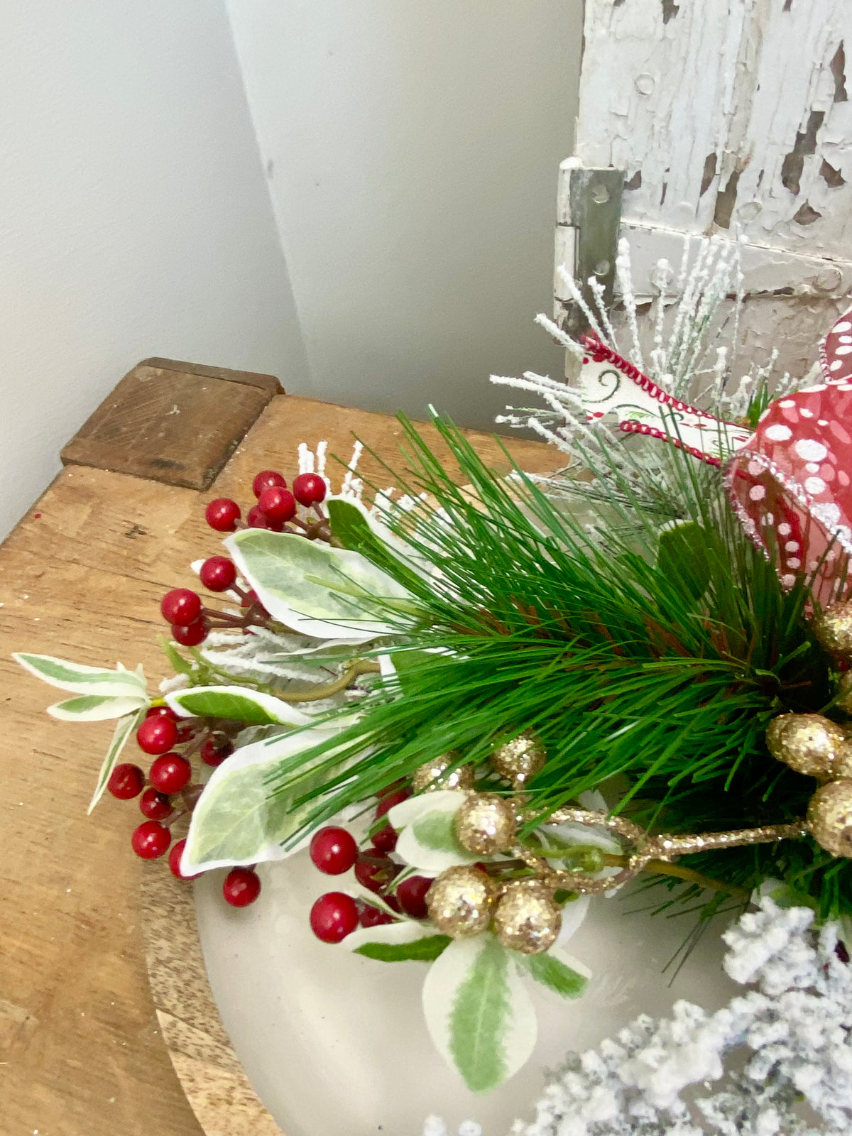 18" Simply Christmas Swag