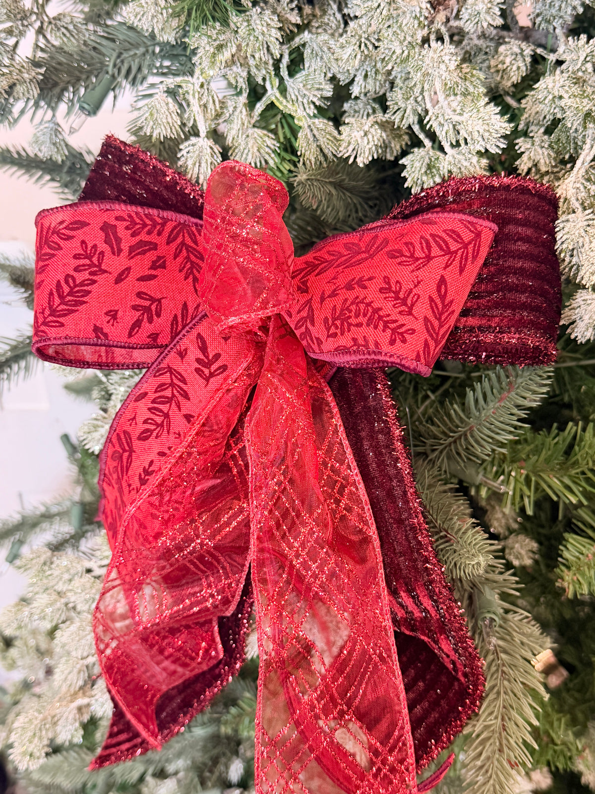 10" Crimson Mini Bow