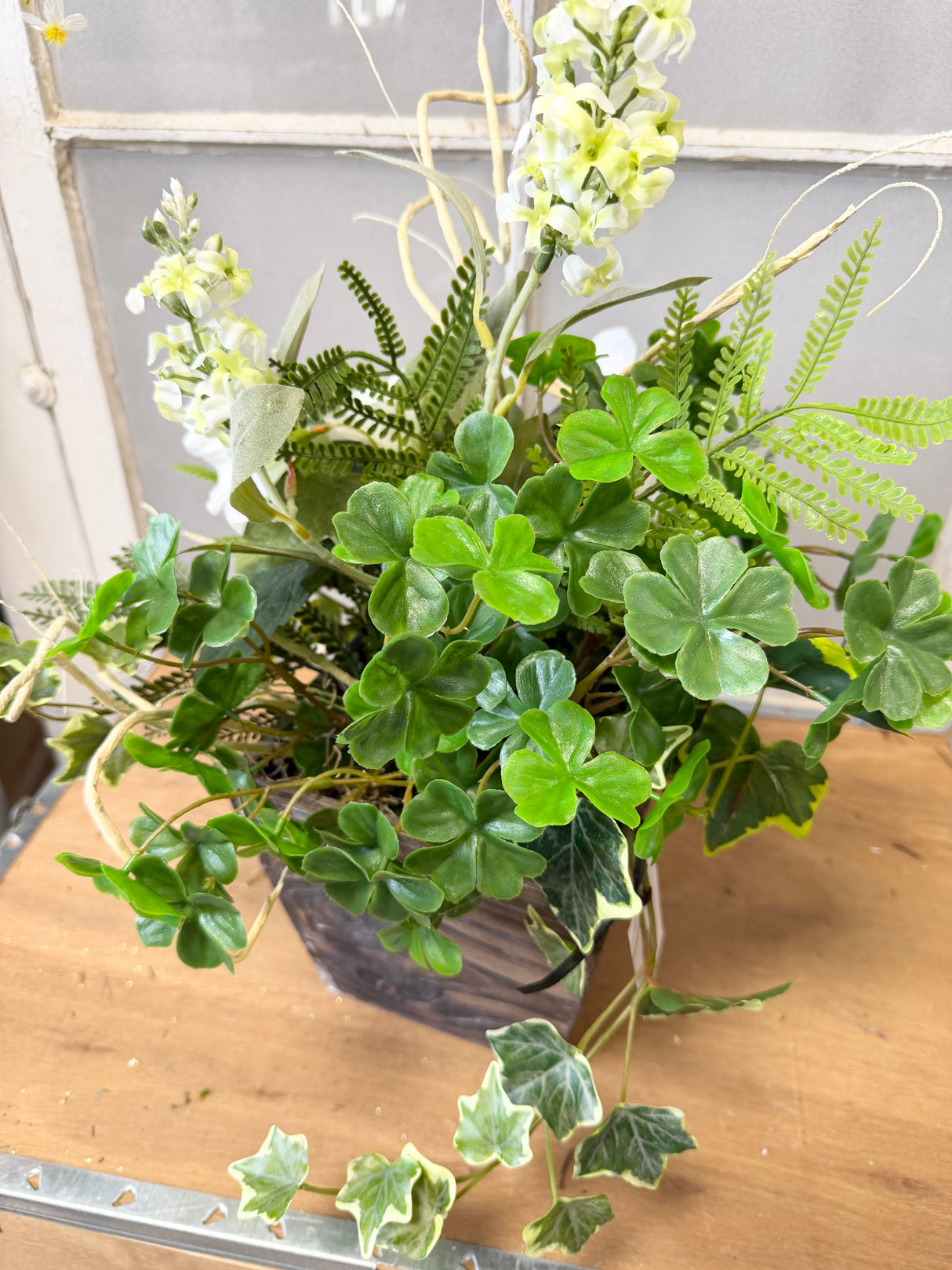 17" Lucky Petunia Centerpiece