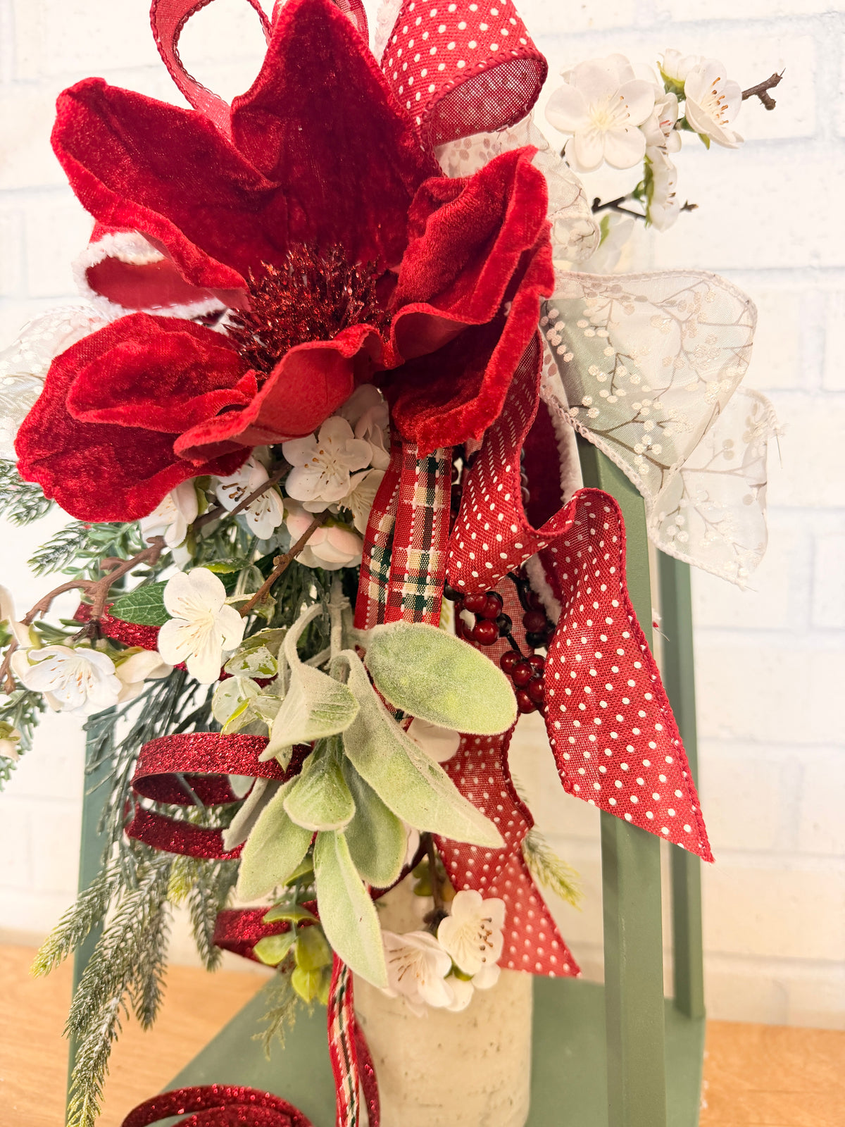 Merry & Bright Lantern Swag Kit