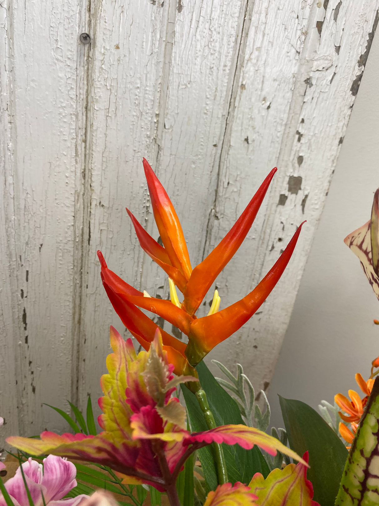 36" Island Flame Centerpiece