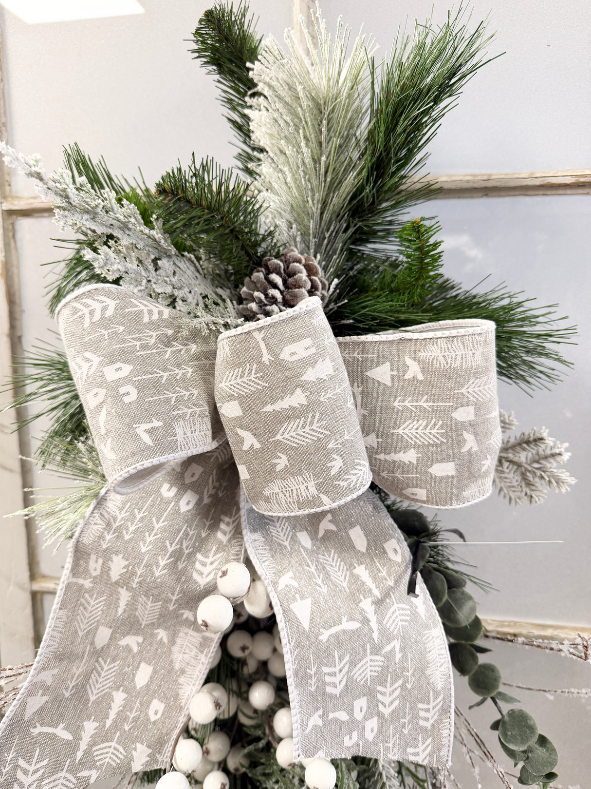 32" Winterberry Sparkle Swag