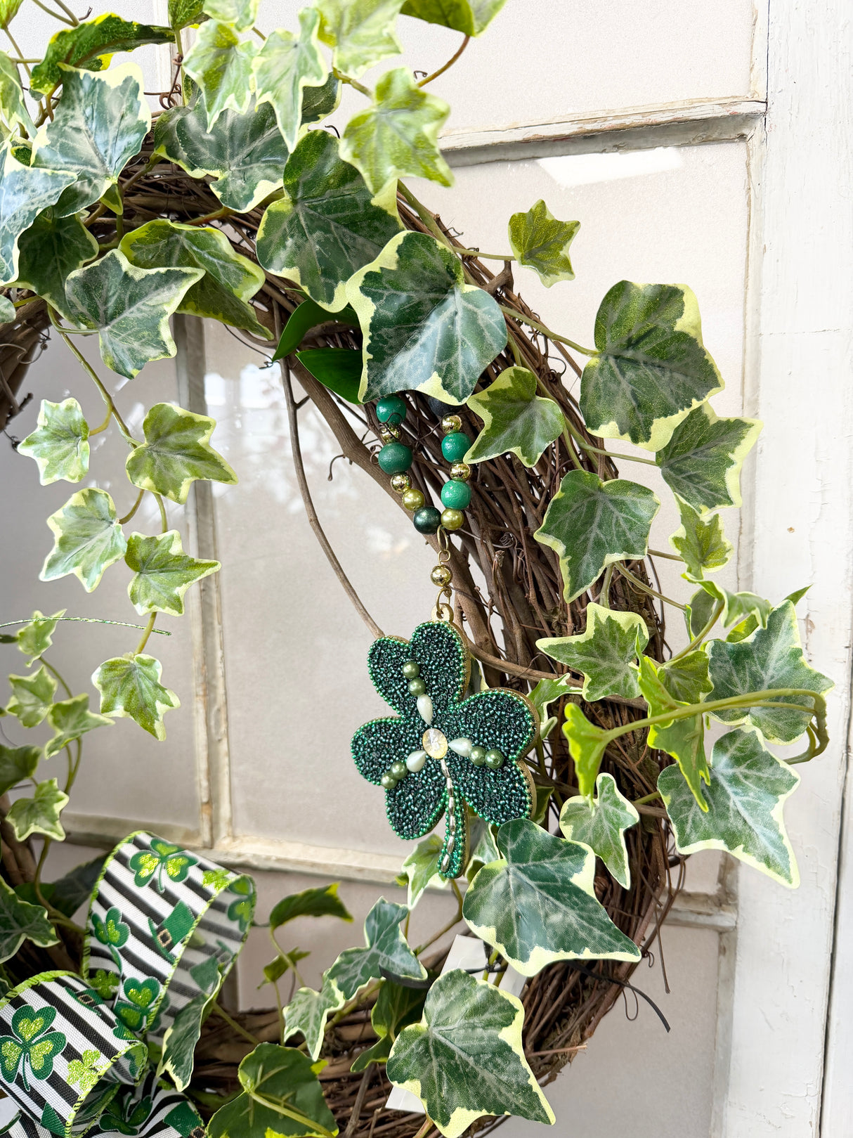 23" Feeling Lucky Wreath