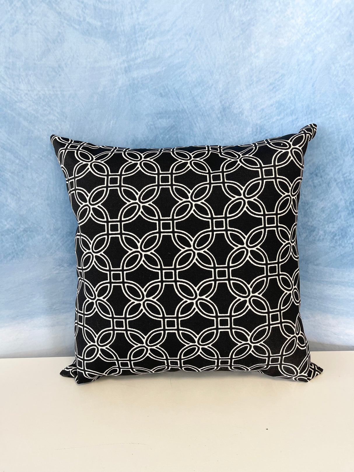 Outdoor Trellis Slate Pillow
