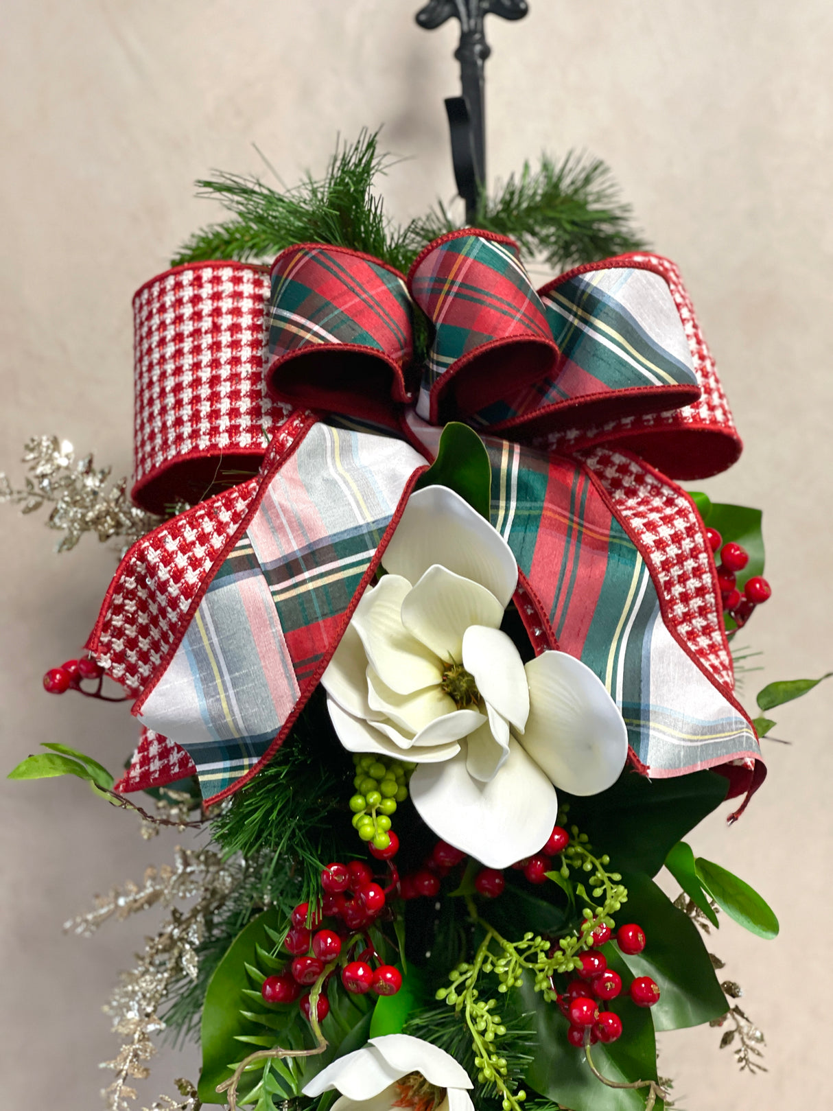 34" Magnolia Christmas Grace Teardrop Swag Design 2