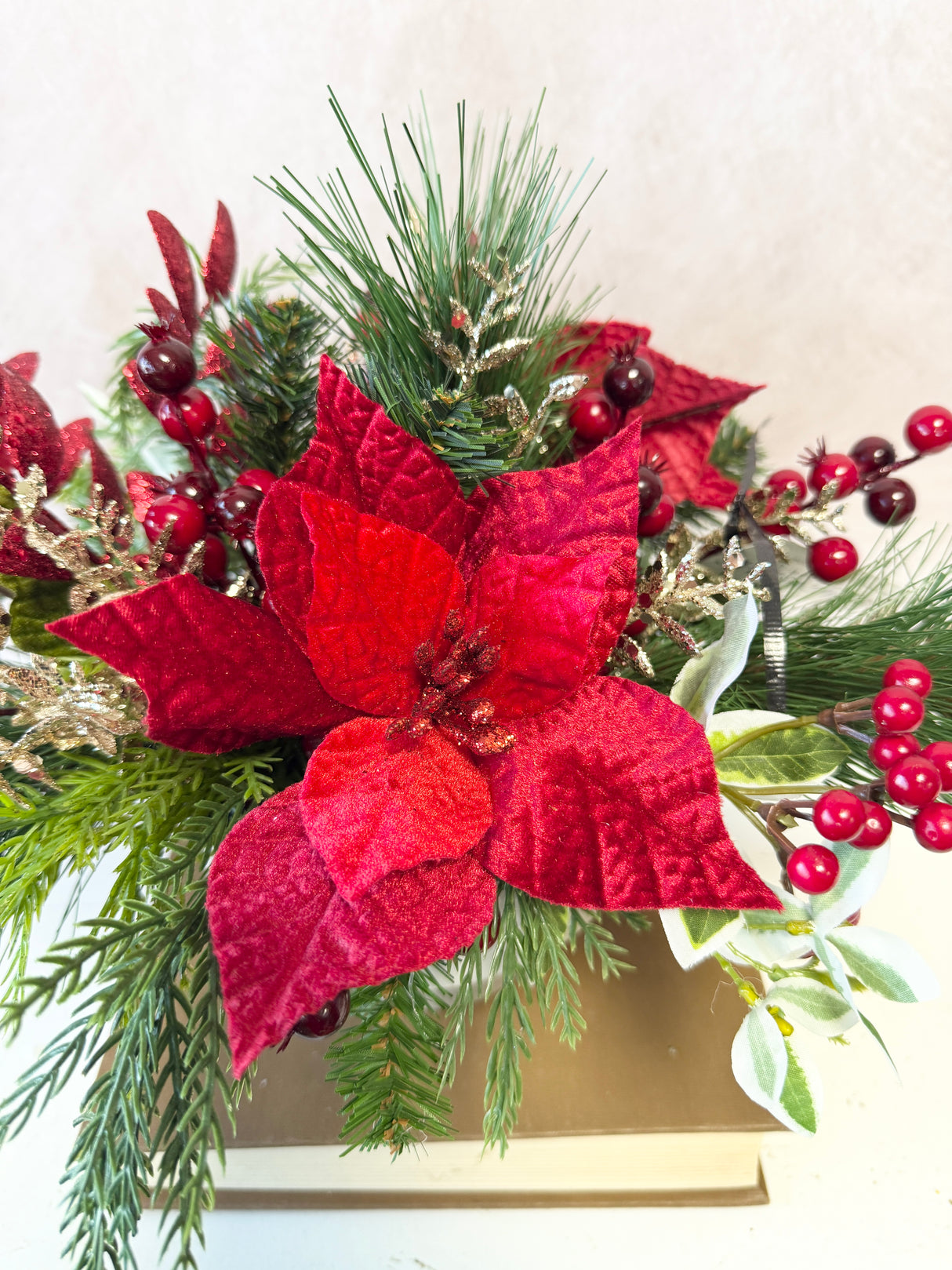 17" Berry Beautiful Centerpiece
