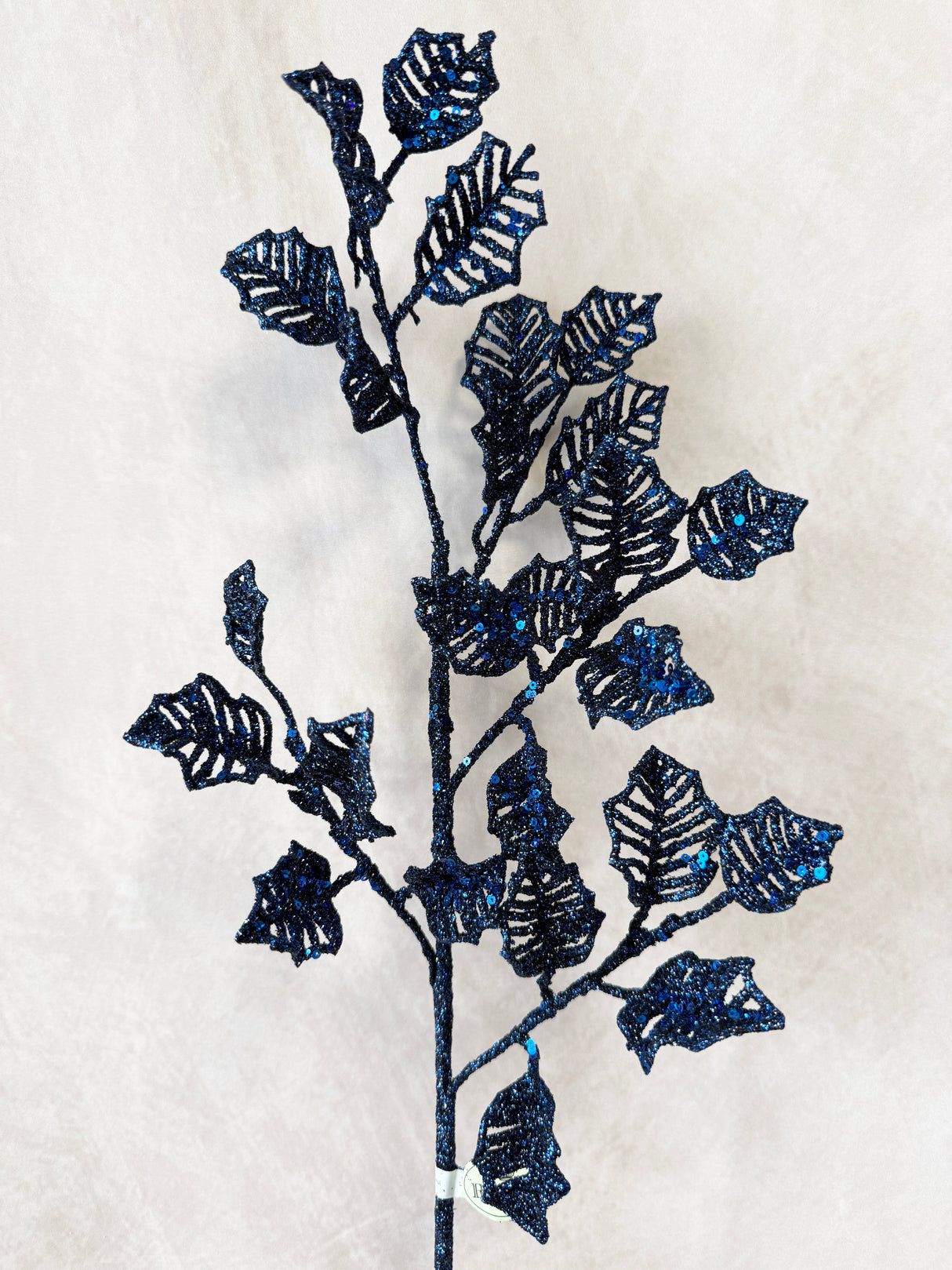 Lattice Holly Leaf Spray