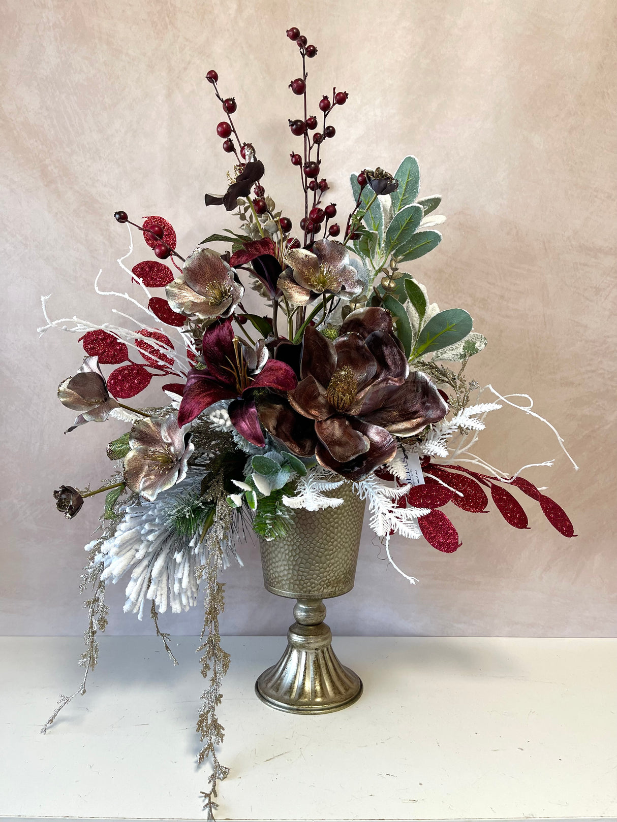 32" Frozen Beauty Centerpiece