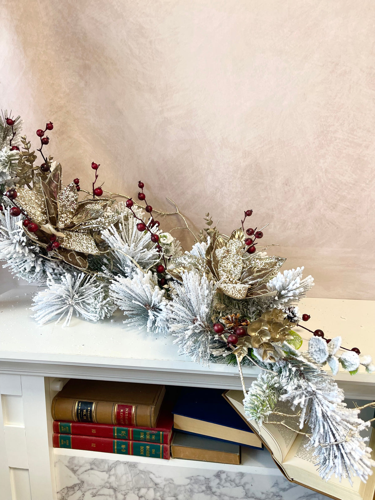 68" The Magic Of Winter Garland