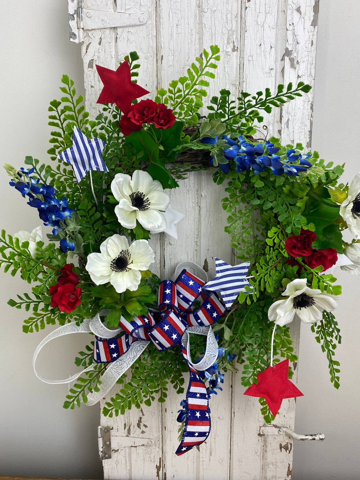 21" Let's Celebrate Wreath