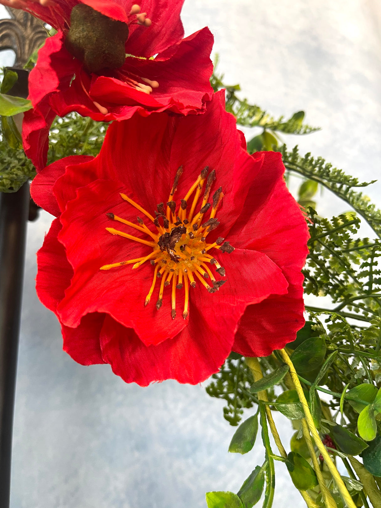 24" Punchy Poppy Wreath