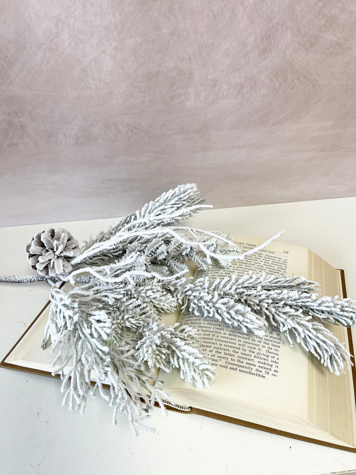 Snowfall Pine Mixed Pick