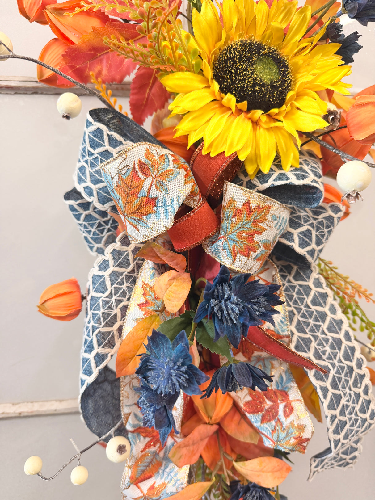 33" Fall In Full Bloom Swag