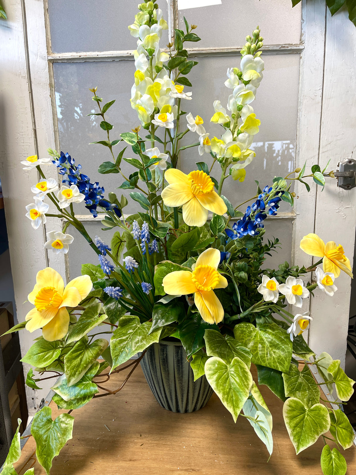 31" Fresh Start Porch Pot