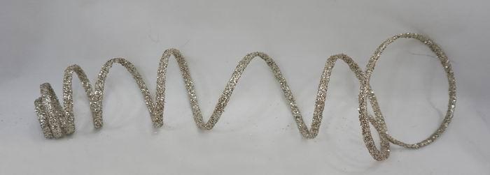 9.5' Curly Ribbon Garland