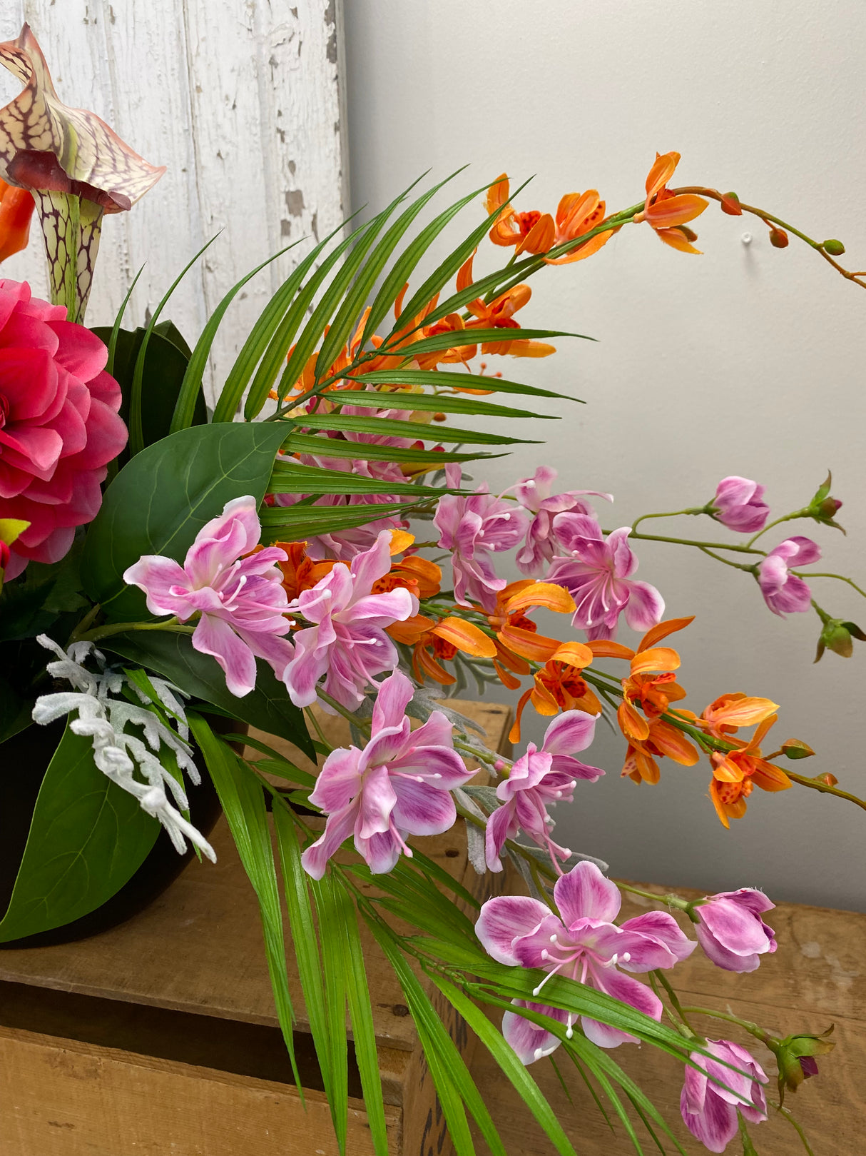 36" Island Flame Centerpiece