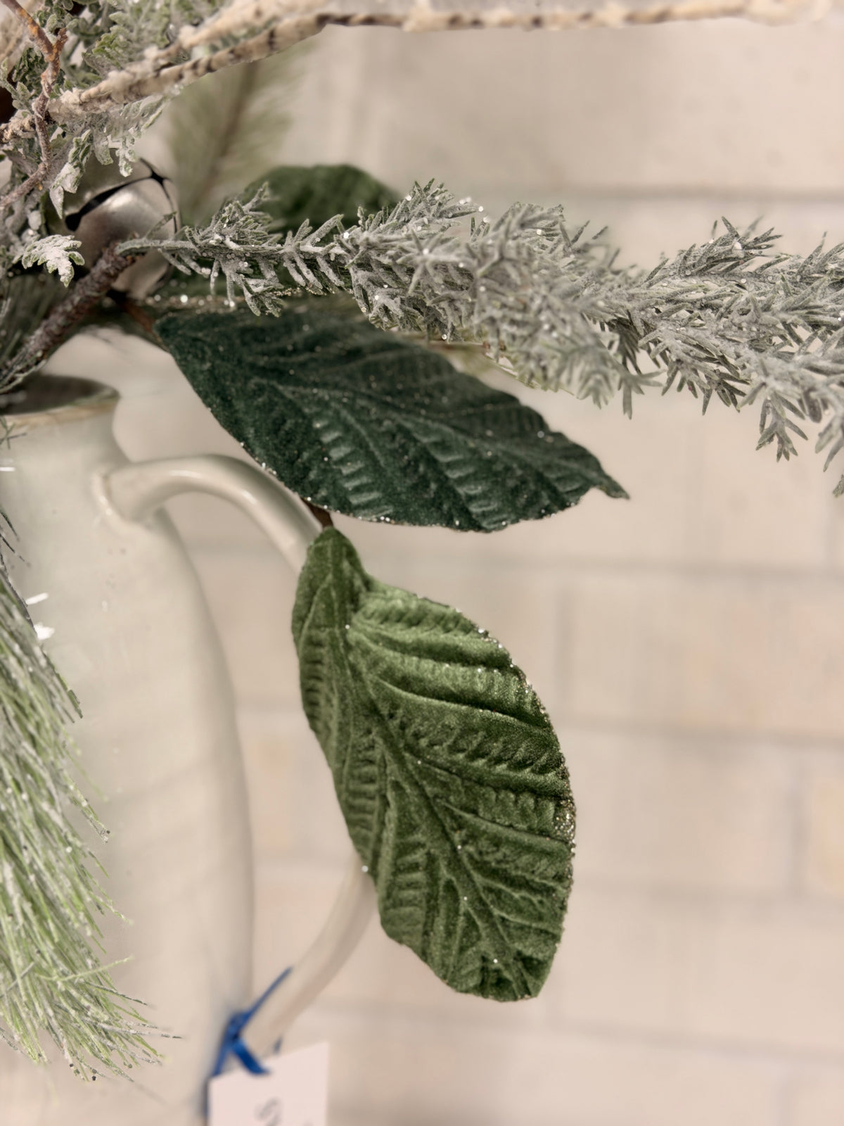Snowy Elegant Greens Drop-In Kit