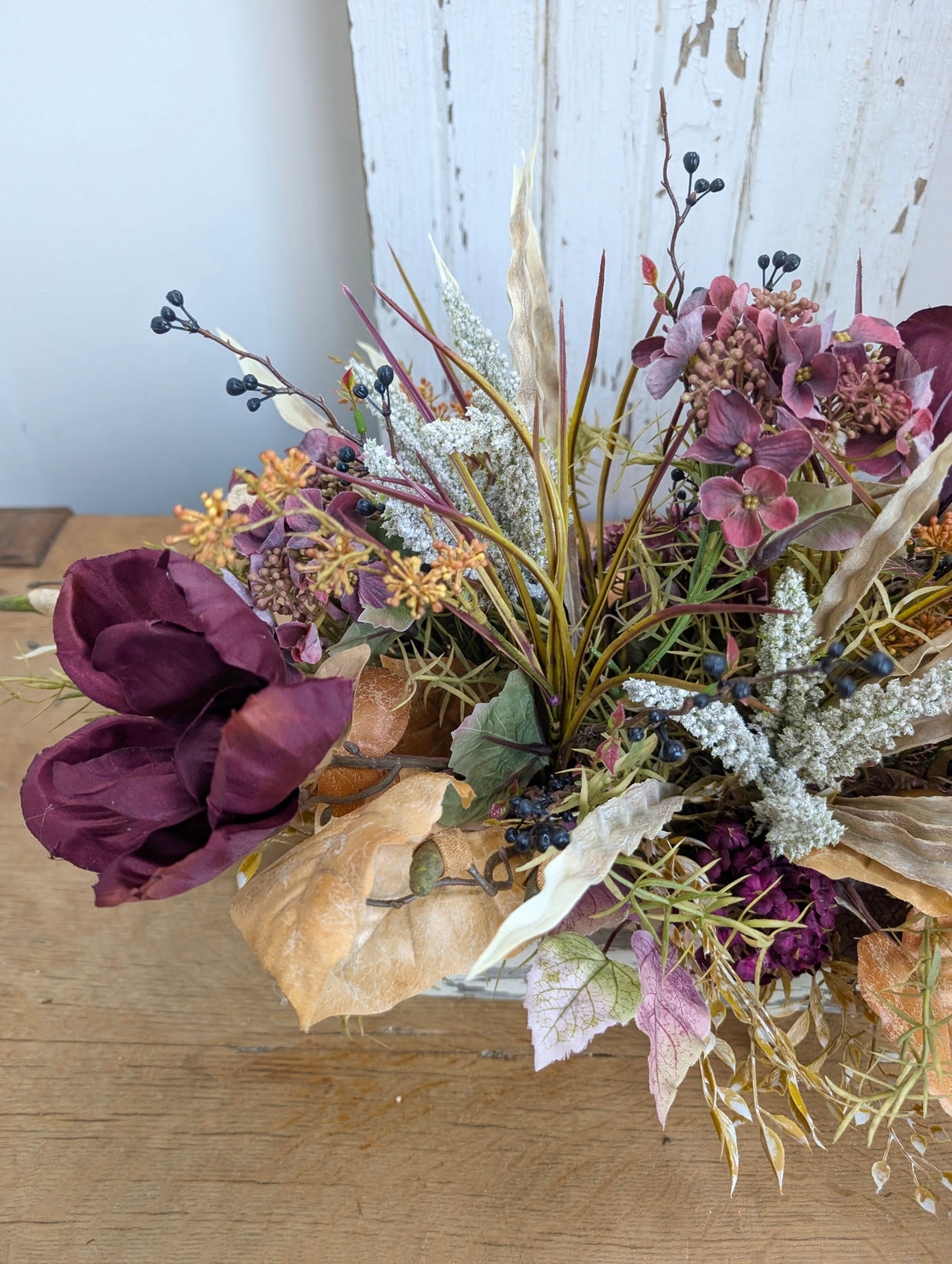 25" Autumn Life Centerpiece