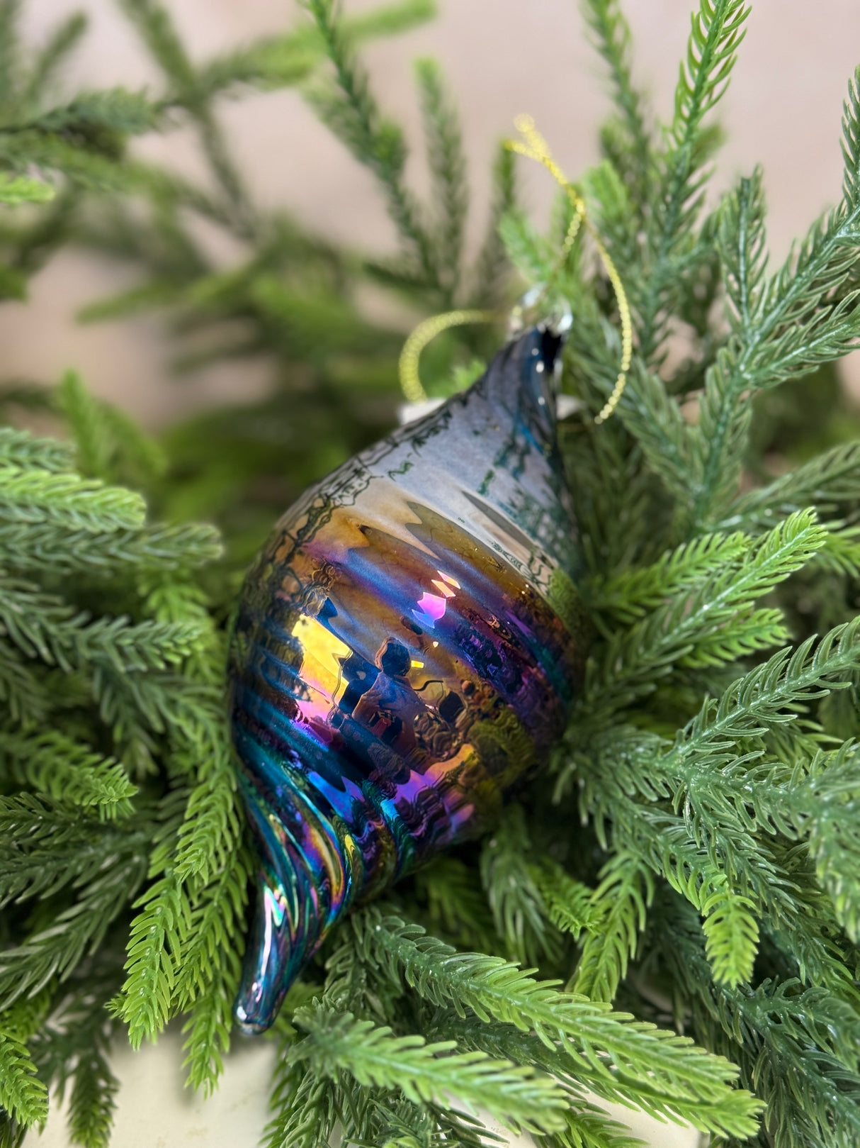 Elegant Holiday Glass Ornament - 2 Styles
