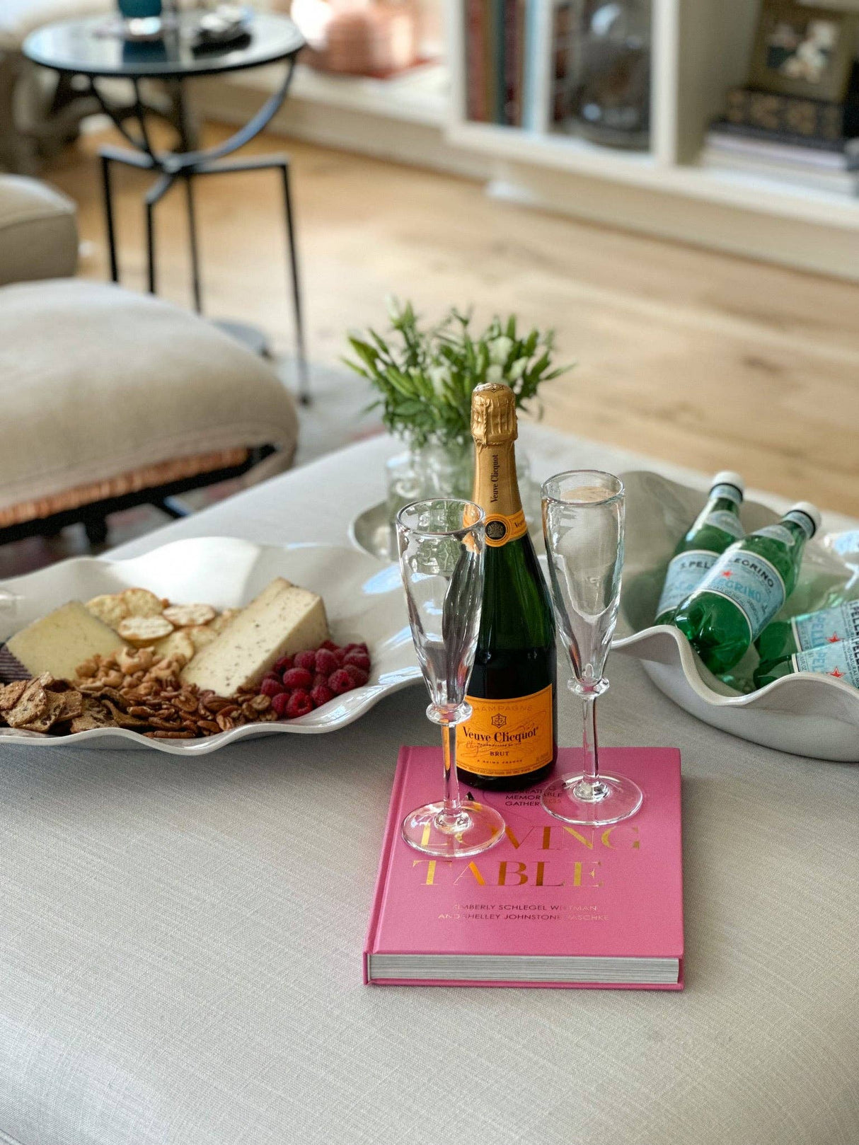 Large Wavy Melamine Serving Bowl