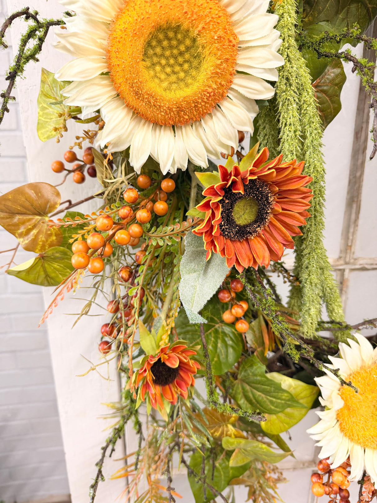 32" Sunflower Daze Wreath