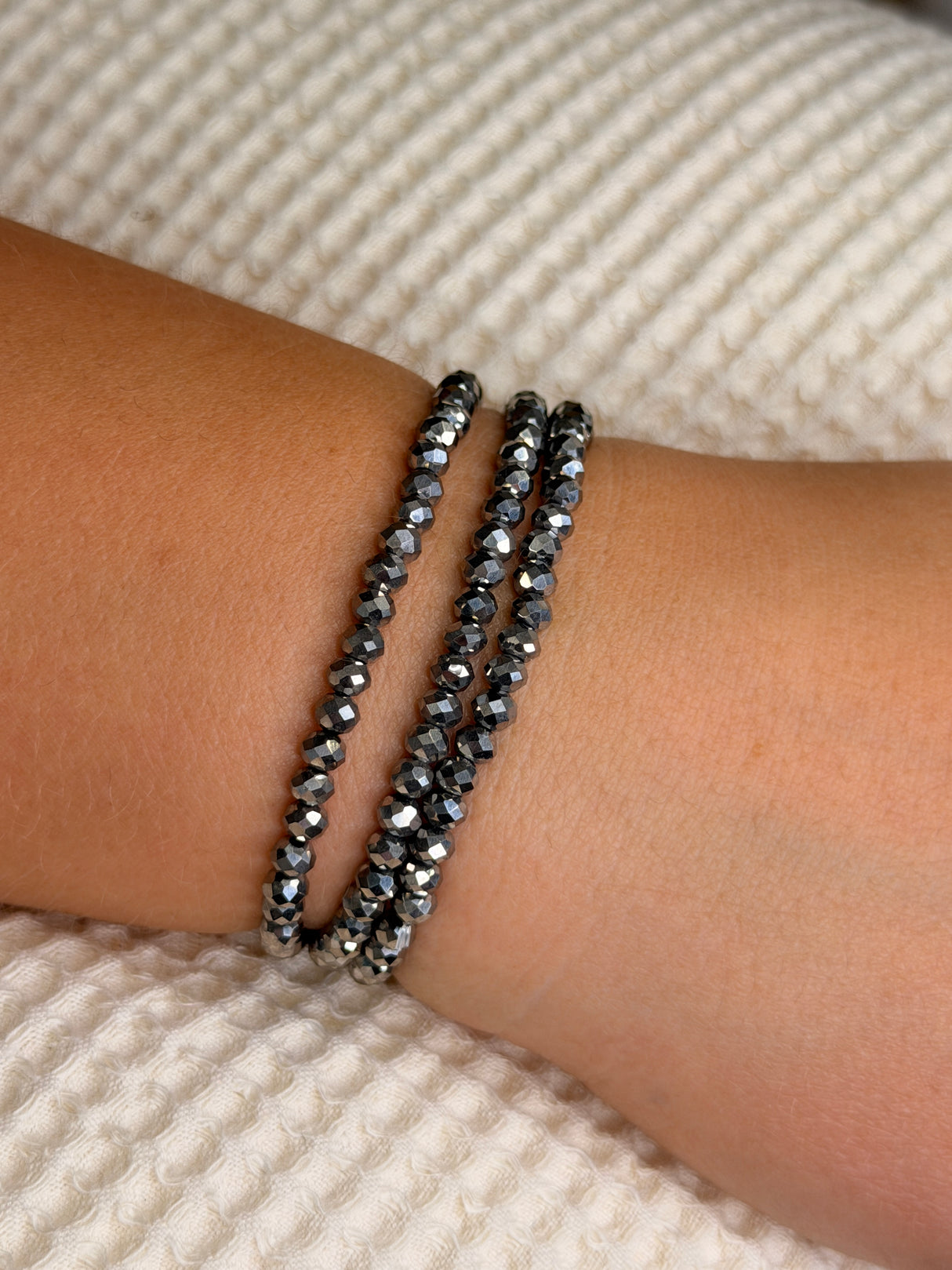 Smoky Metallic Gray Stretchy Facet Mila-Mix Bracelet