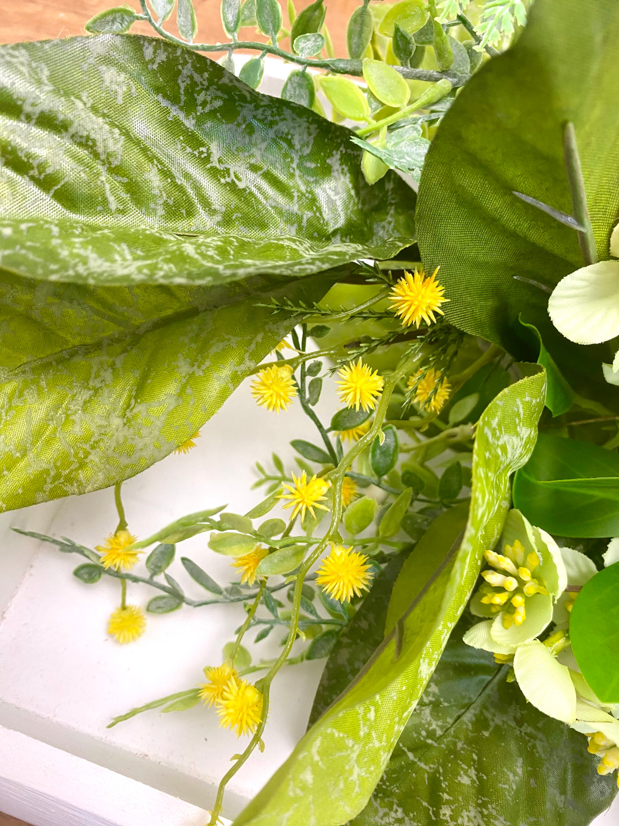 19" Evergreen Garden Swag