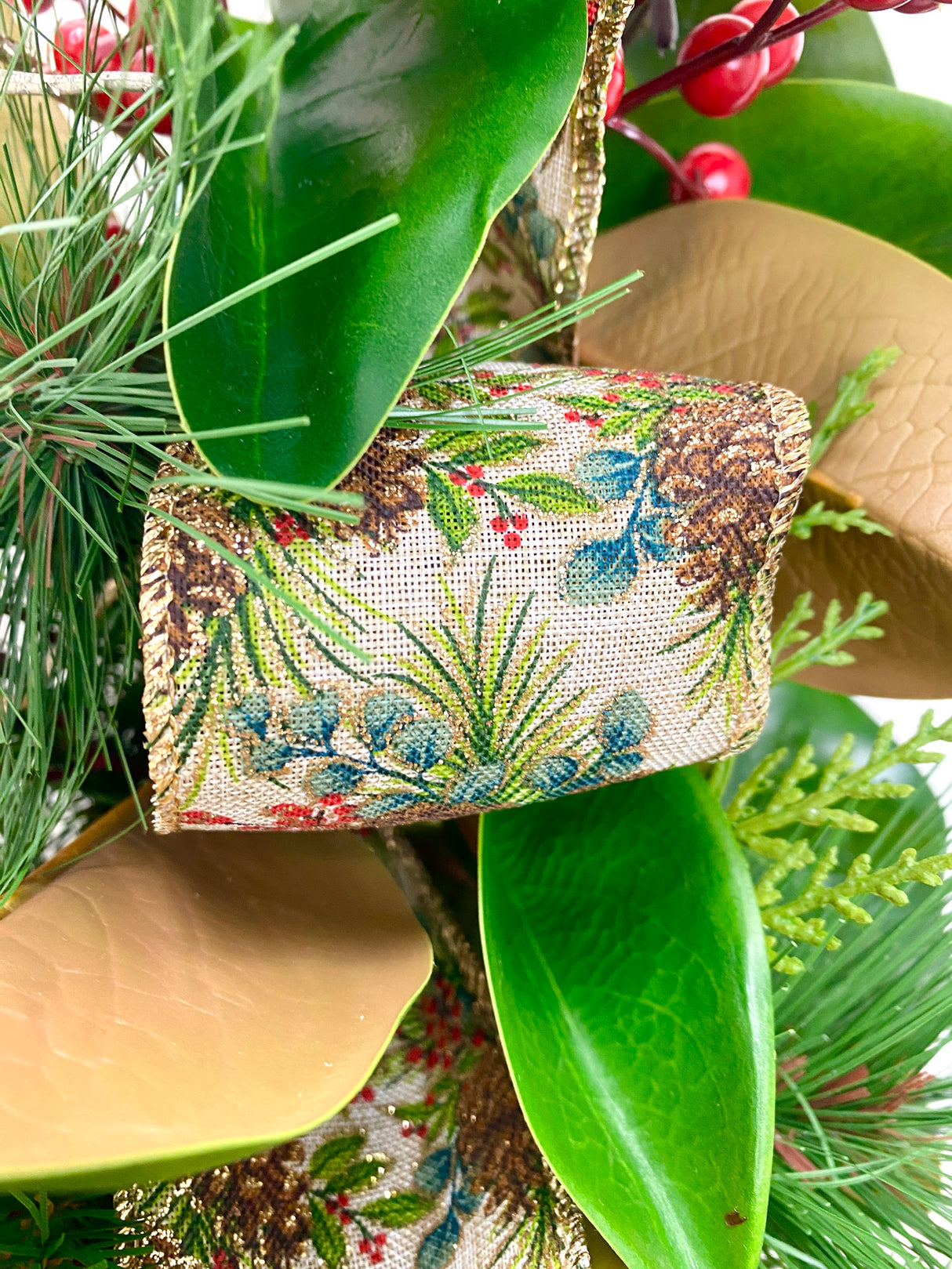 65" Berries And Pine garland