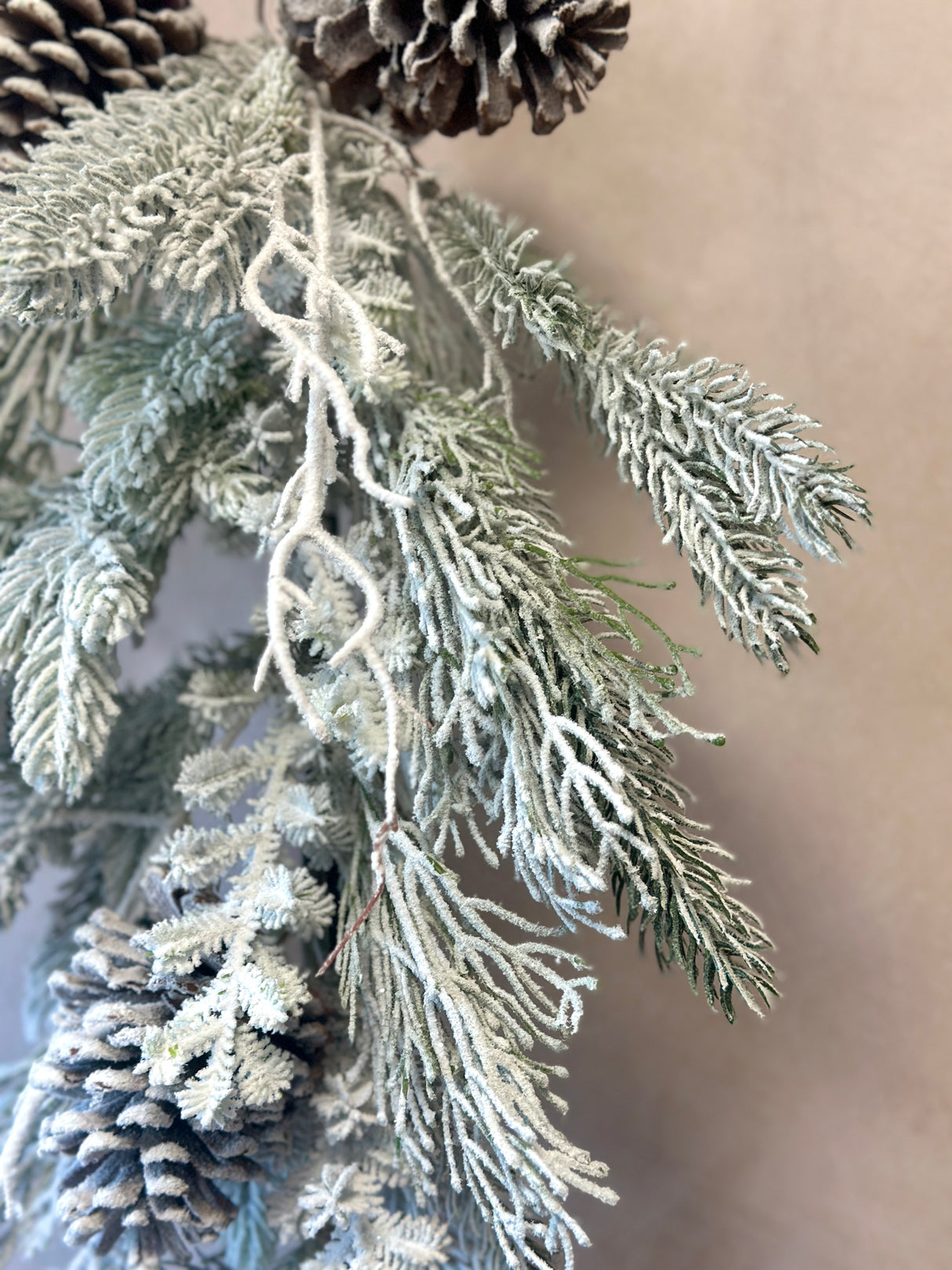 31" Snowfall Pine Teardrop