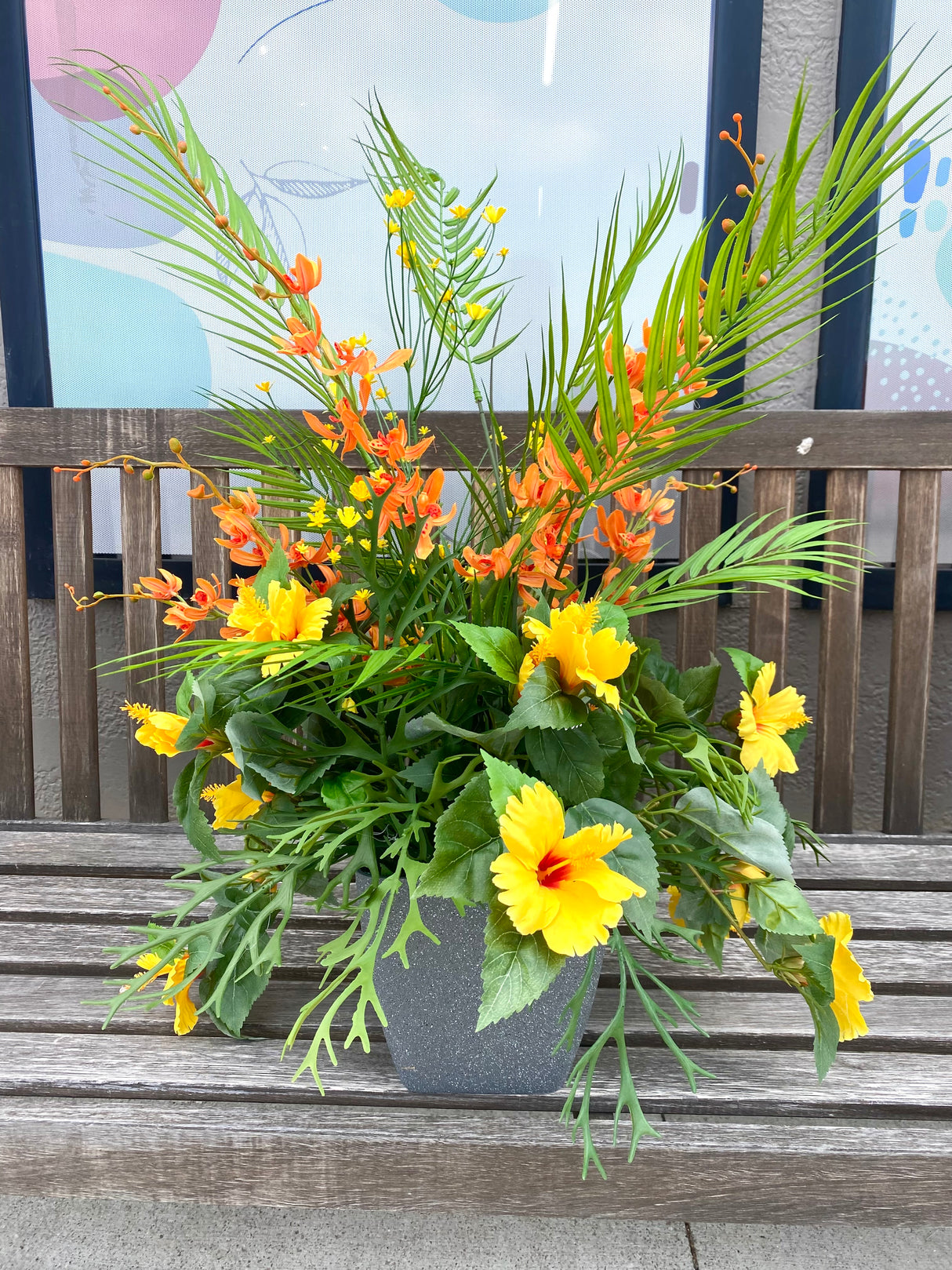 32" Pineapple Paradise Porch Pot