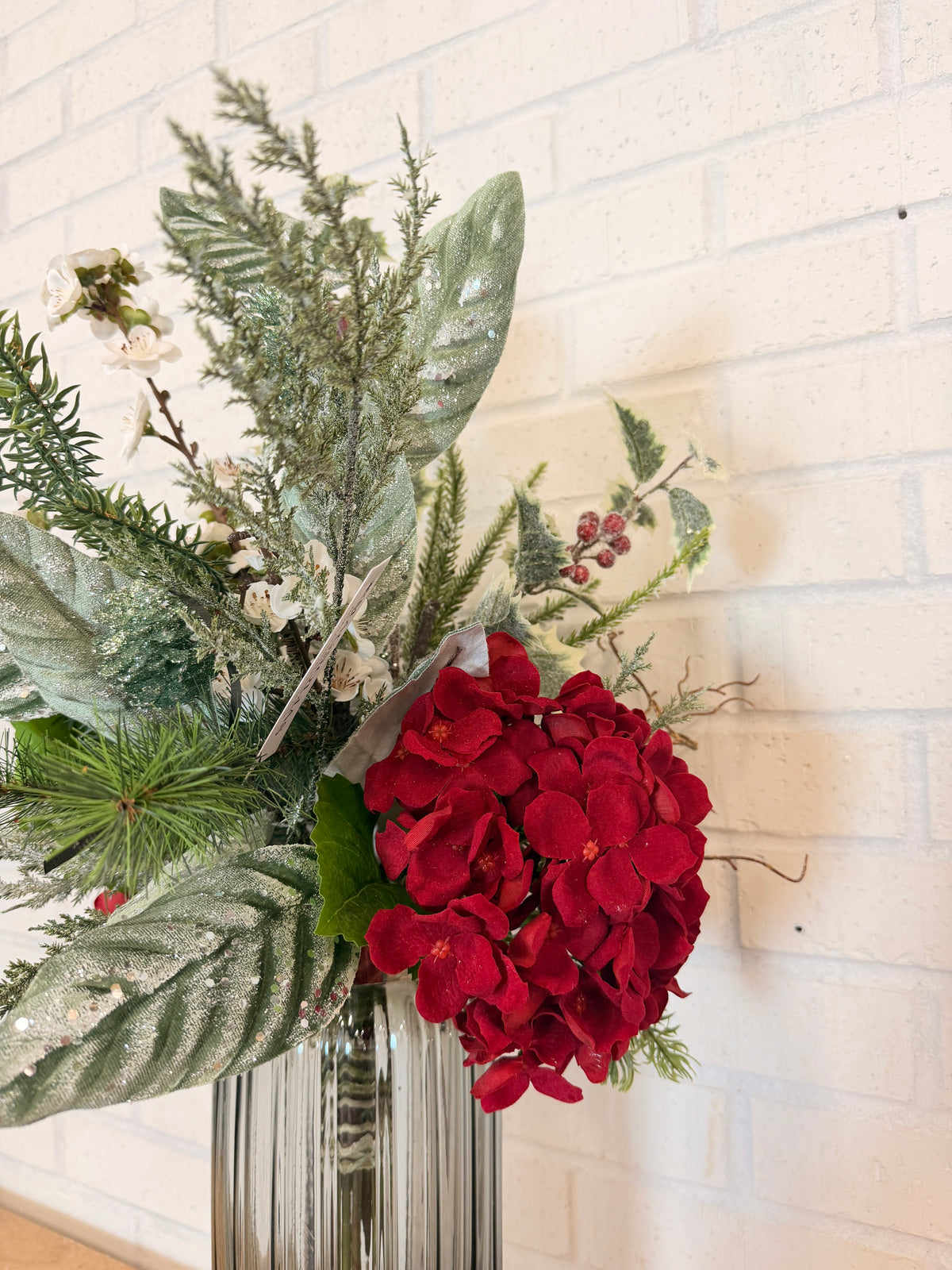 29" Yuletide Romance Drop-In