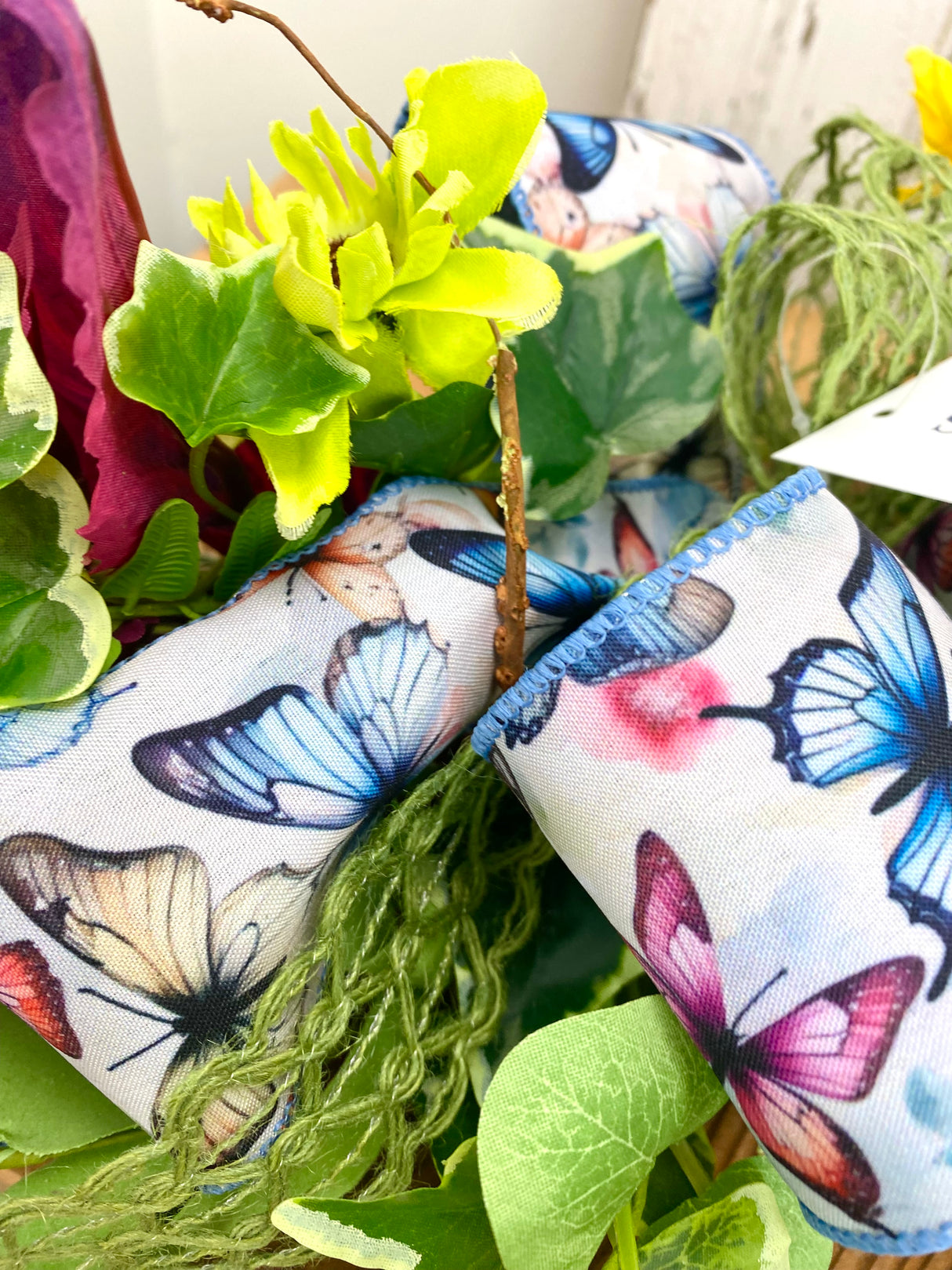 20" Flutter & Fern Horizontal Swag