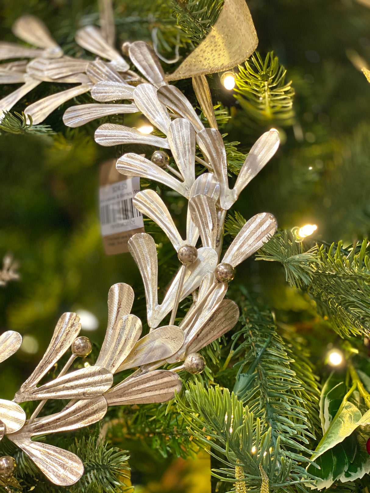 Metal Leaves & Berries Wreath Ornament