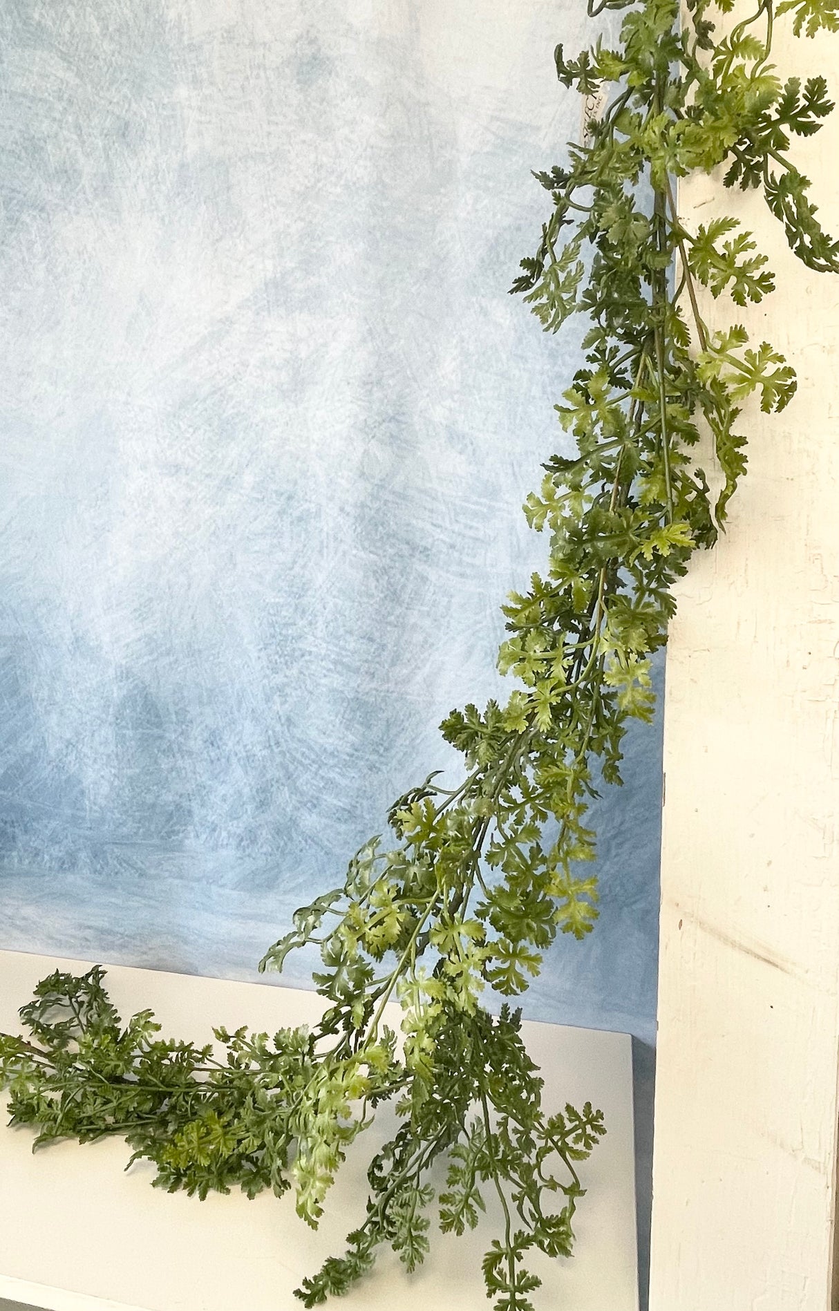 6' Featherfew Garland