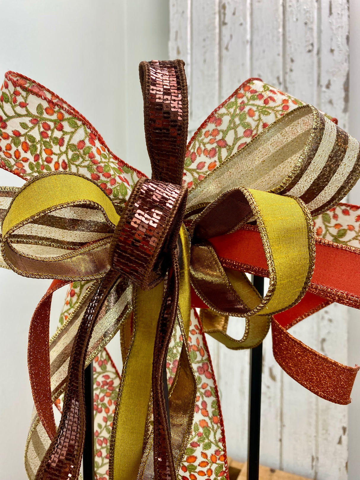 10" Amber Elegance Bow