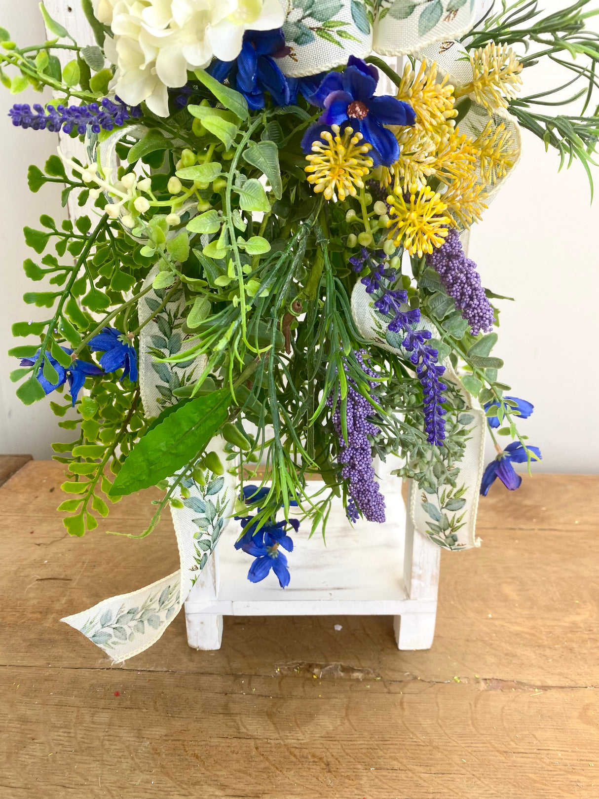 20" Monet's Meadow Daydream Swag