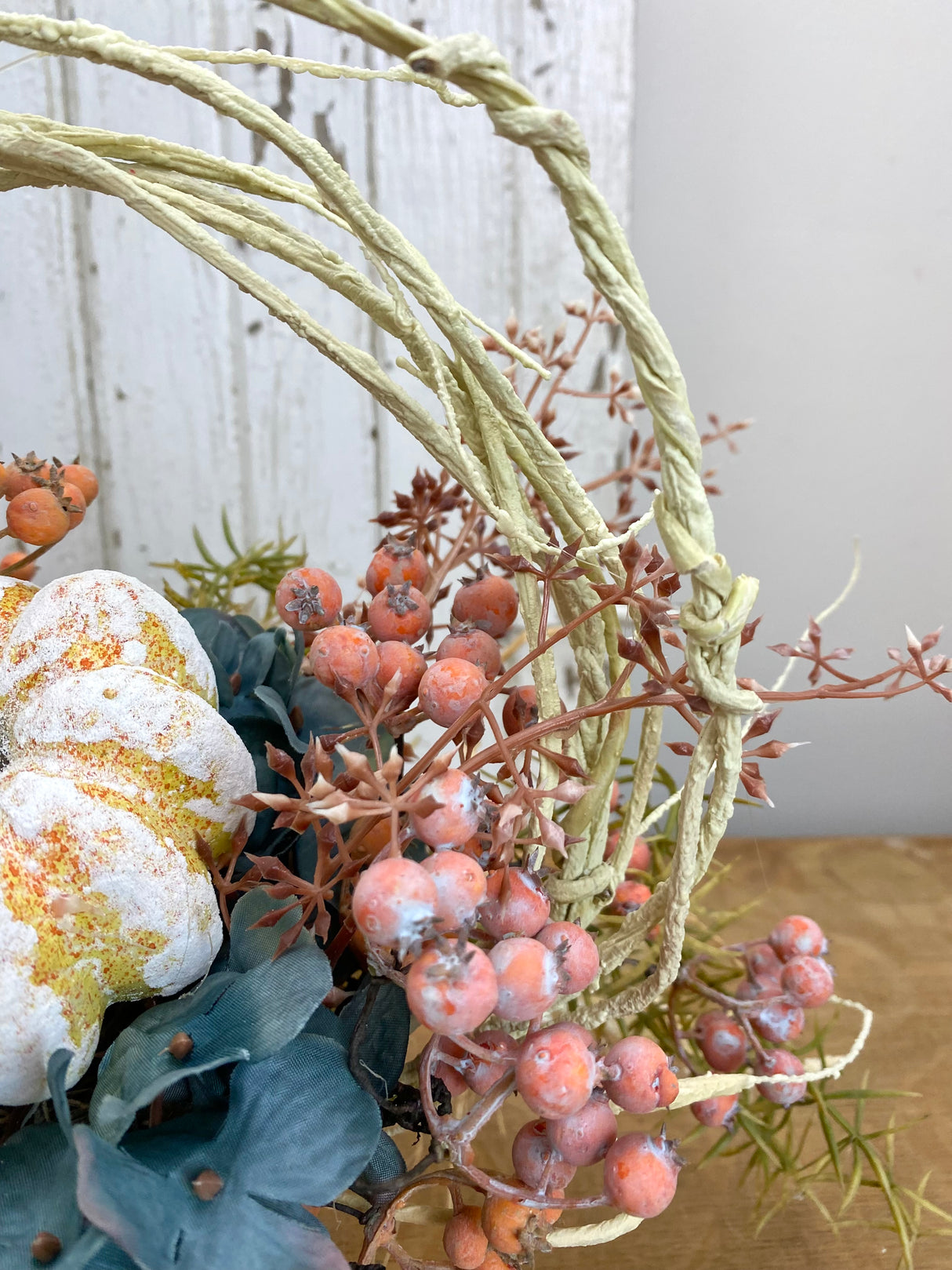 13" Autumn's in the Air Centerpiece