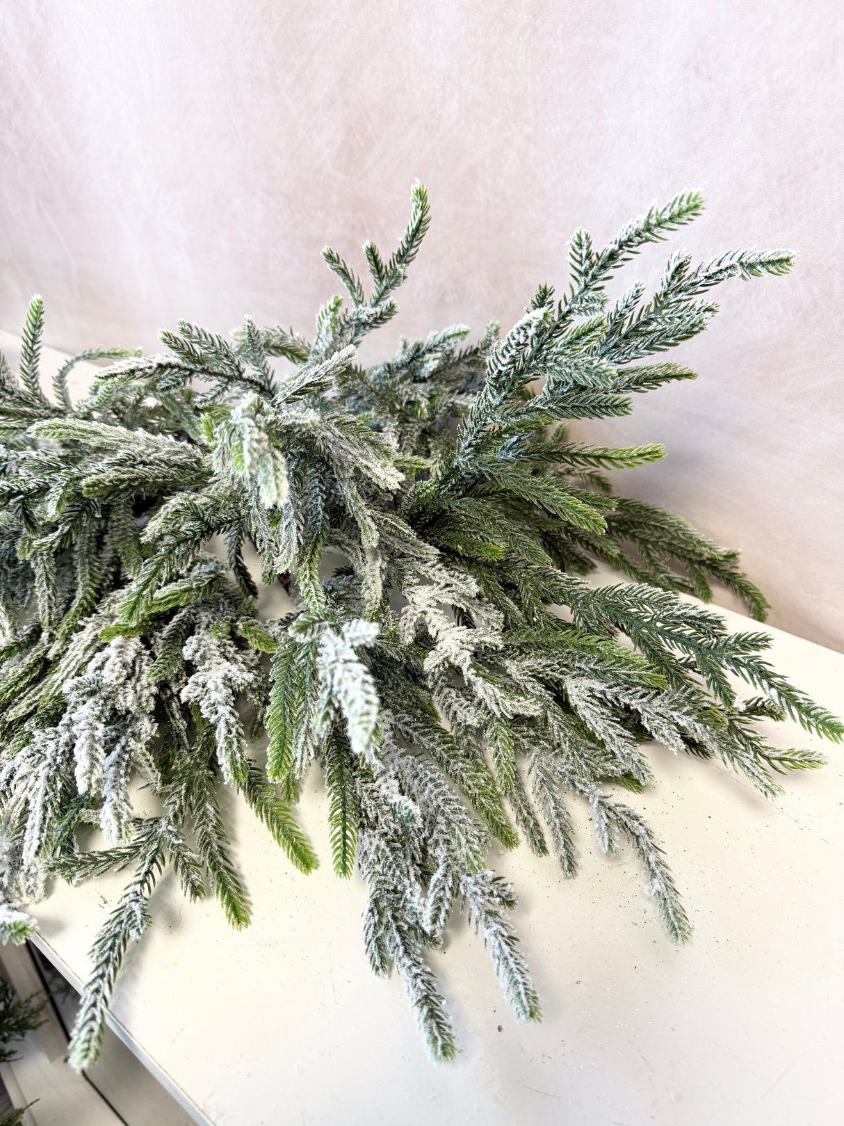 Real Touch Norfolk Flock Spray