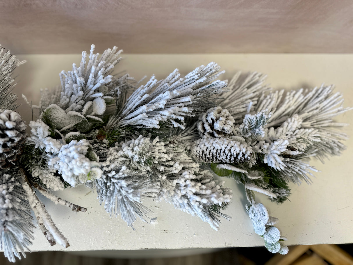 5' Snow Pine Euc Leaves Garland