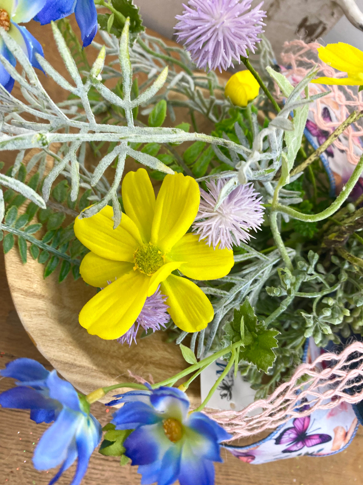 22" Wildflower Whimsy Swag