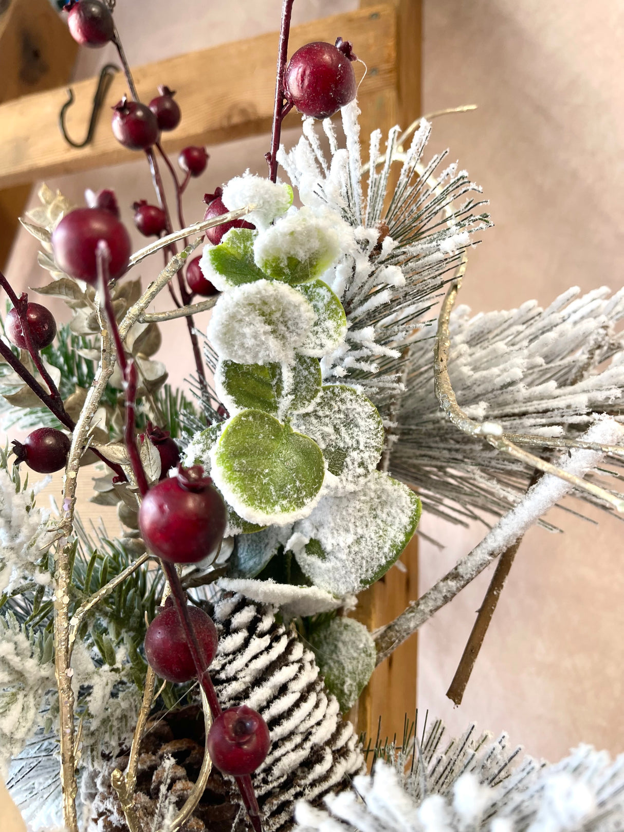 68" The Magic Of Winter Garland