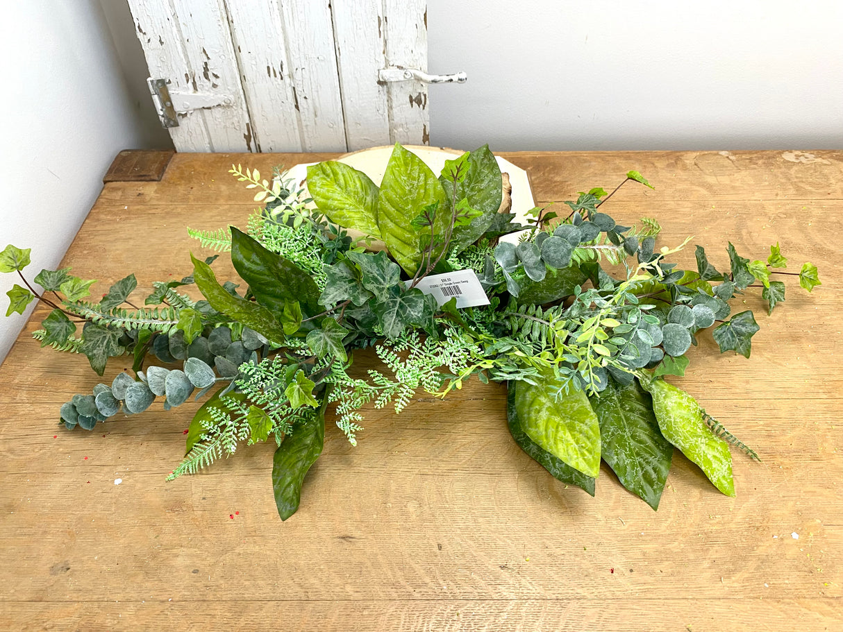 31" Simple Green Swag