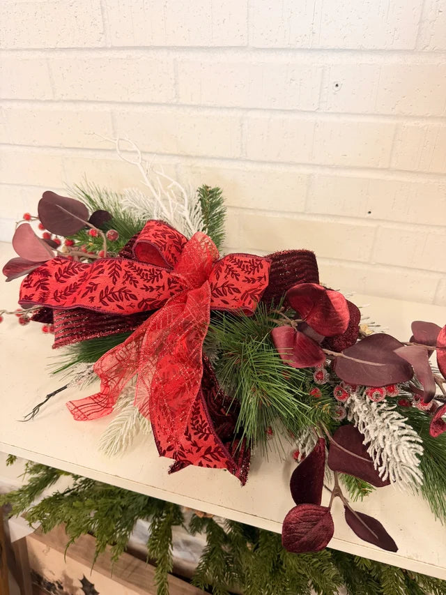 28" Royal Noel Swag