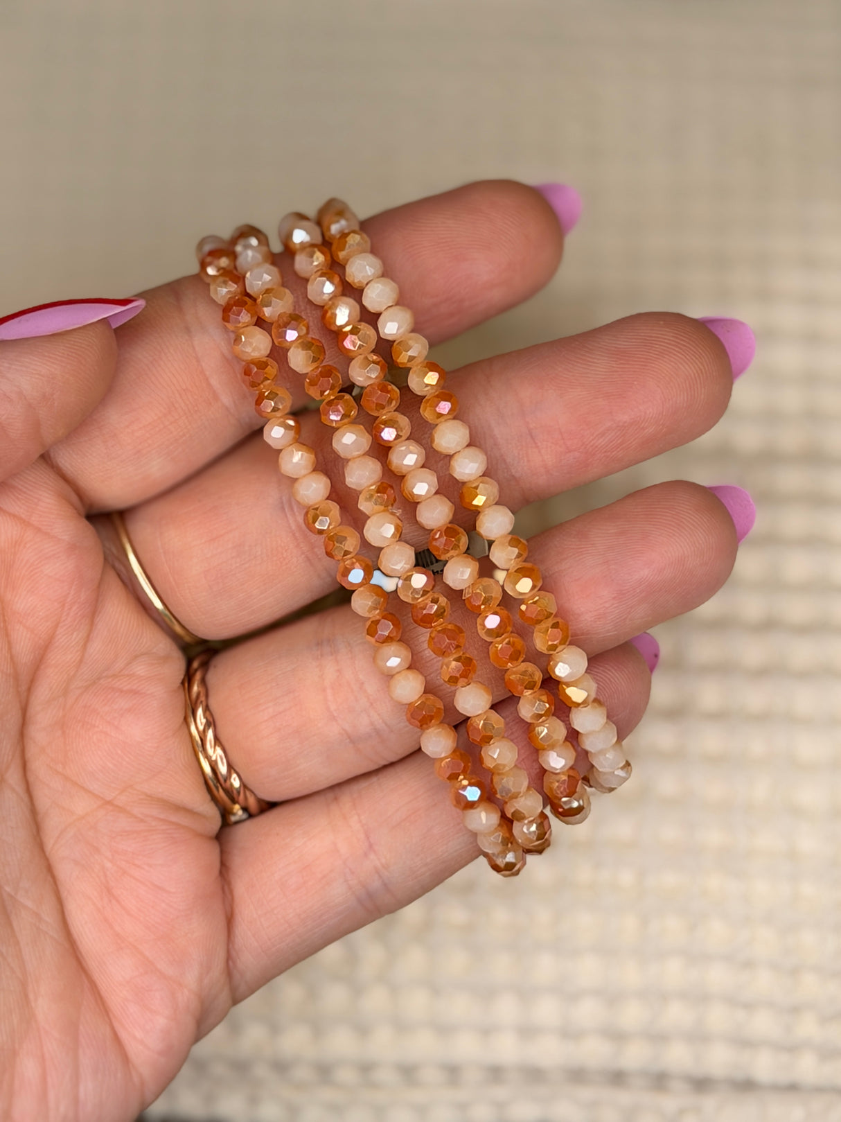 Peach Transitioning Stretchy Facet Mila-Mix Bracelet