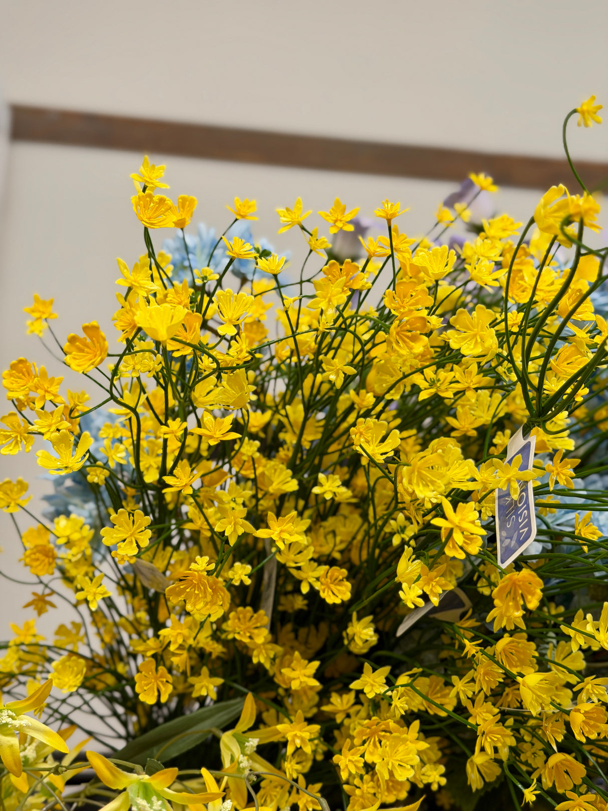 UV Protect Yellow Mini Flower Spray